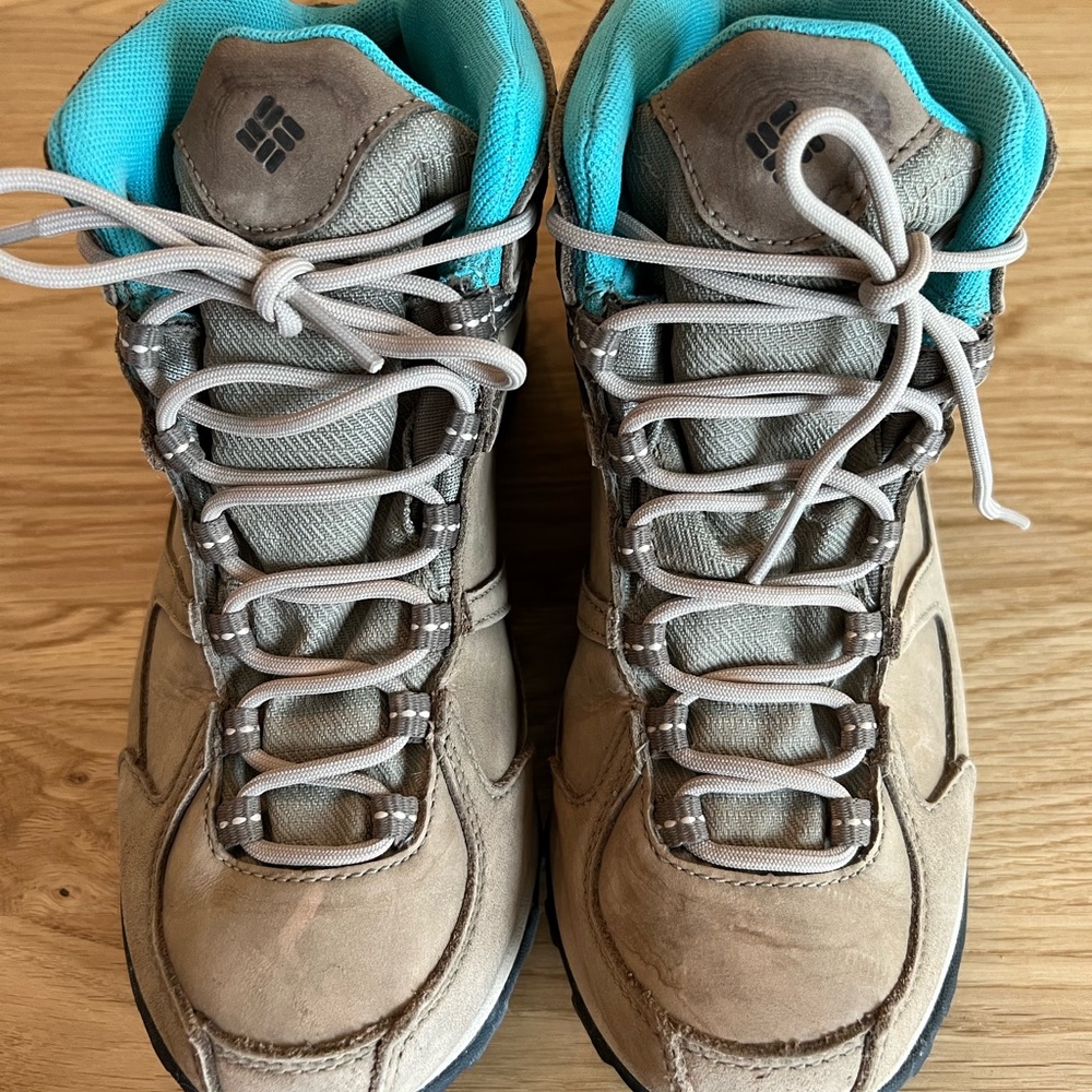 Columbia Culvert Mid OmniTech Womens Waterproof Hiking Boots
